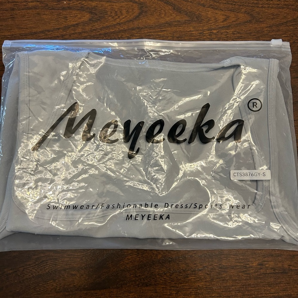 Meyeeka Light Gray Sleeveless Tank Top